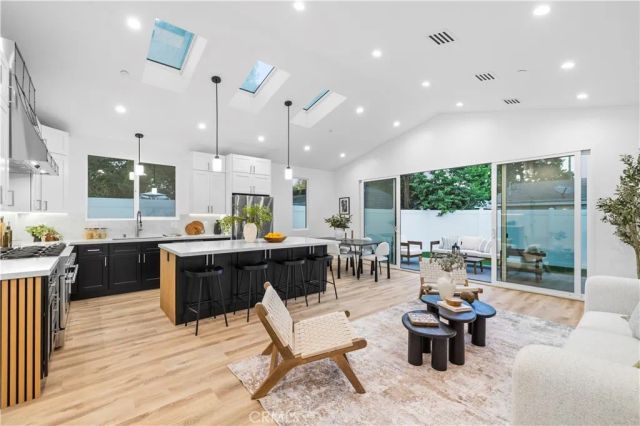 17337 Tiara Street, Encino, CA 91316