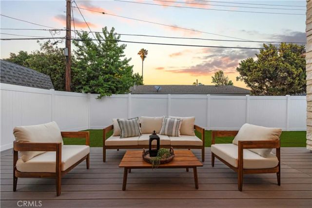 17337 Tiara Street, Encino, CA 91316