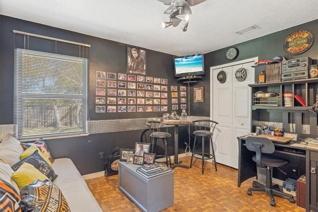 281 Old Dixie Highway, Vero Beach, FL 32962