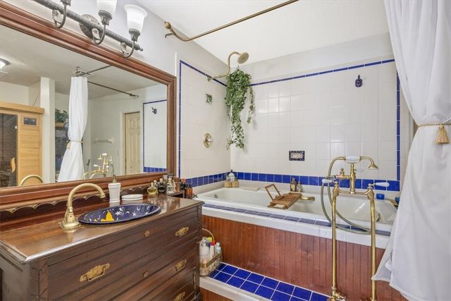 281 Old Dixie Highway, Vero Beach, FL 32962