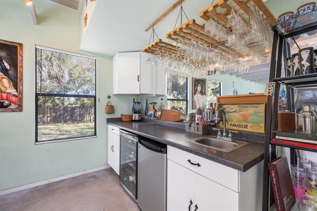 281 Old Dixie Highway, Vero Beach, FL 32962