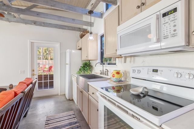 281 Old Dixie Highway, Vero Beach, FL 32962