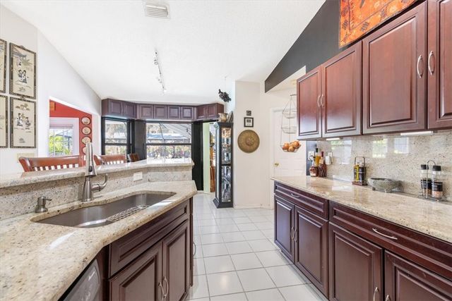 281 Old Dixie Highway, Vero Beach, FL 32962