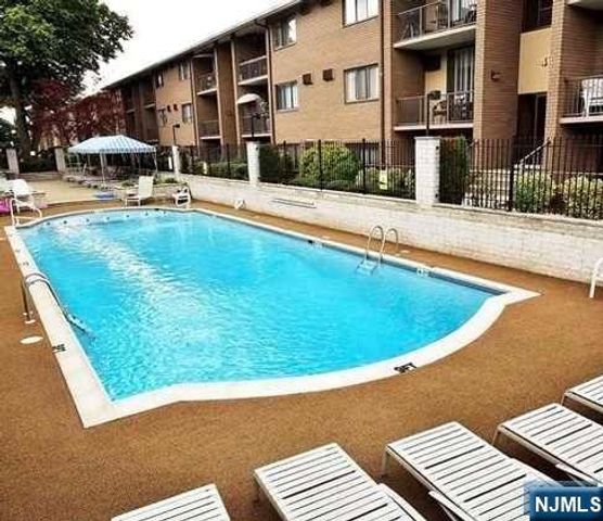 464B Liberty Street 208, Little Ferry, NJ 07643