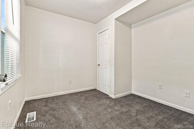 816 Comfort Street, Lansing, MI 48915
