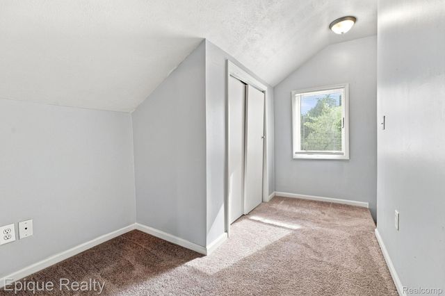 816 Comfort Street, Lansing, MI 48915