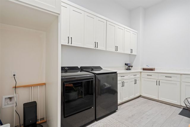 235 Canyon Turn TRL, Austin, TX 78734