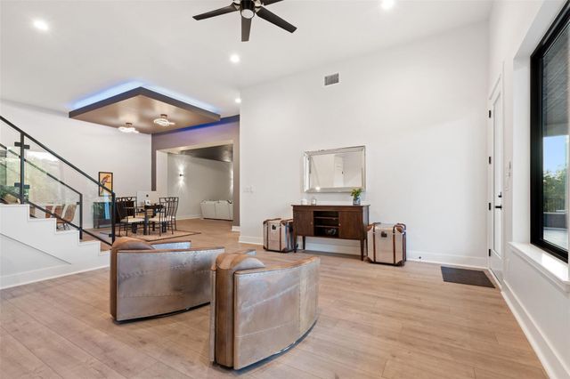 235 Canyon Turn TRL, Austin, TX 78734