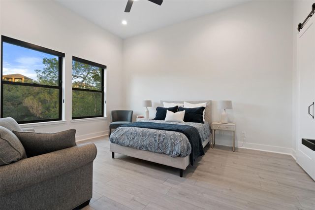 235 Canyon Turn TRL, Austin, TX 78734