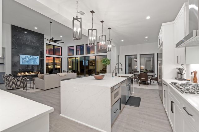 235 Canyon Turn TRL, Austin, TX 78734