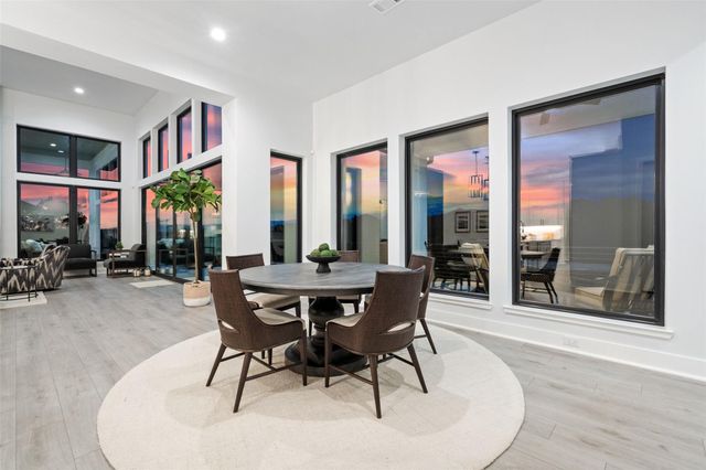 235 Canyon Turn TRL, Austin, TX 78734