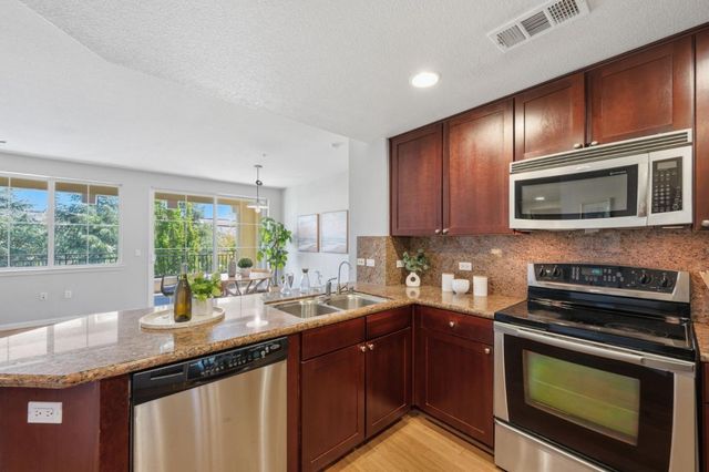 700 S Abel Street 317, Milpitas, CA 95035