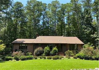 8043 Canterbury Circle, Sanford, NC 27332