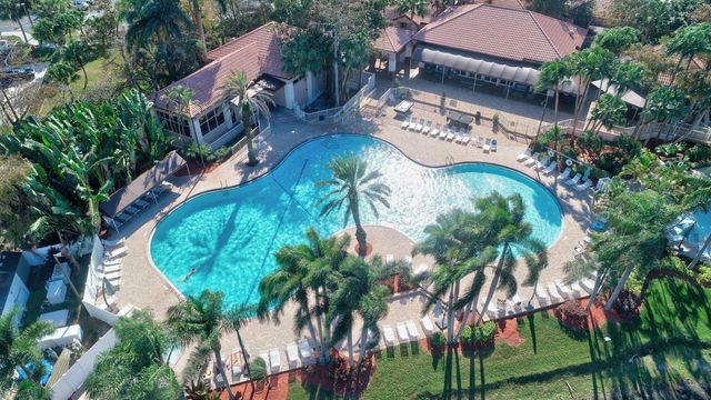 20803 Cabrillo Way, Boca Raton, FL 33428