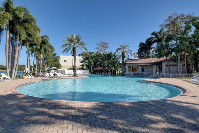20803 Cabrillo Way, Boca Raton, FL 33428