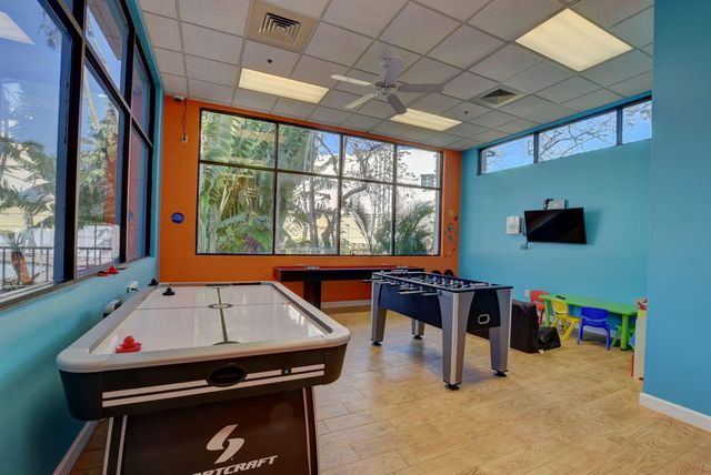 20803 Cabrillo Way, Boca Raton, FL 33428
