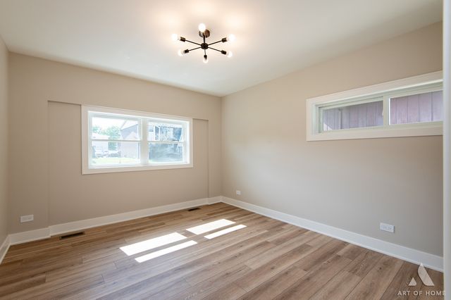 10815 S 71st Court, Worth, IL 60482