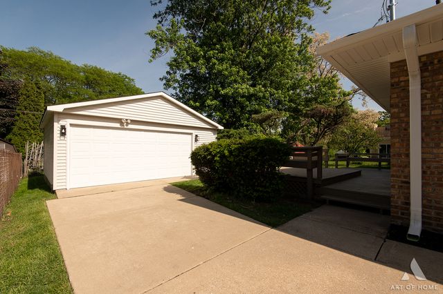 10815 S 71st Court, Worth, IL 60482