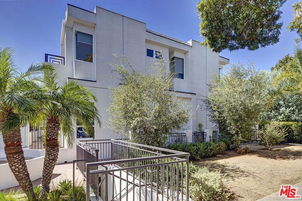 2512 28th Street 110, Santa Monica, CA 90405 — photo 2