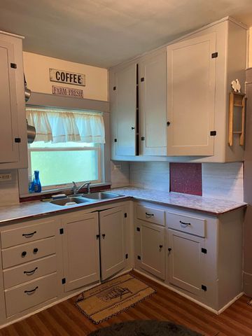 1846 Mills Avenue, North Muskegon City, MI 49445