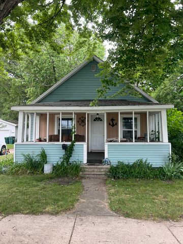 1846 Mills Avenue, North Muskegon City, MI 49445