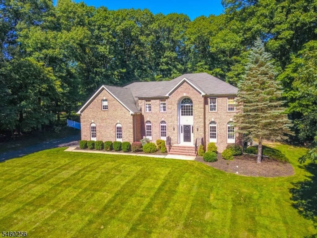 3 Kevin Dr, Mount Olive Twp., NJ 07836 — exterior