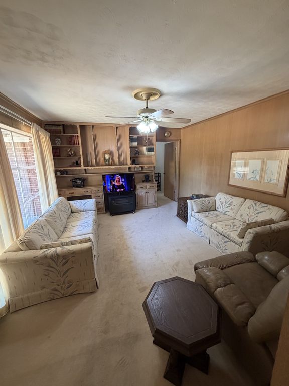 1329 E UNION BOWER Road, Irving, TX 75061 — photo 5