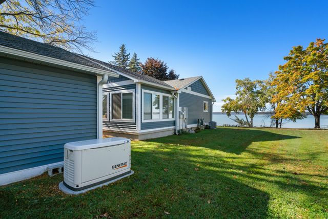 569 Cedar Drive, Indian River, MI 49749