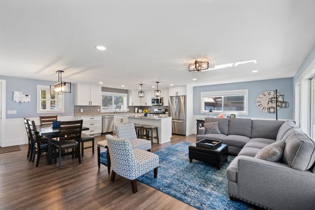 569 Cedar Drive, Indian River, MI 49749