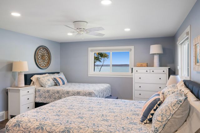 569 Cedar Drive, Indian River, MI 49749