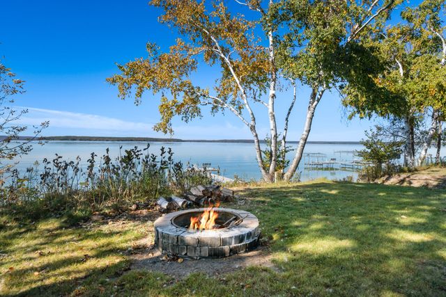 569 Cedar Drive, Indian River, MI 49749