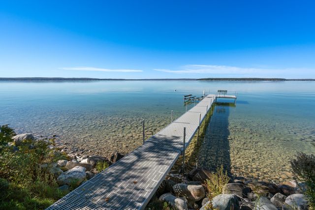 569 Cedar Drive, Indian River, MI 49749