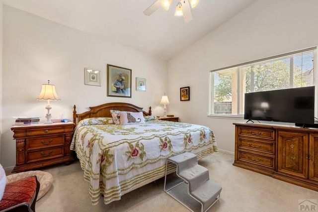 1008 Cherrycrest Dr, Pueblo, CO 81005