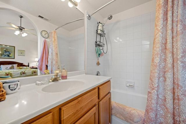 1008 Cherrycrest Dr, Pueblo, CO 81005