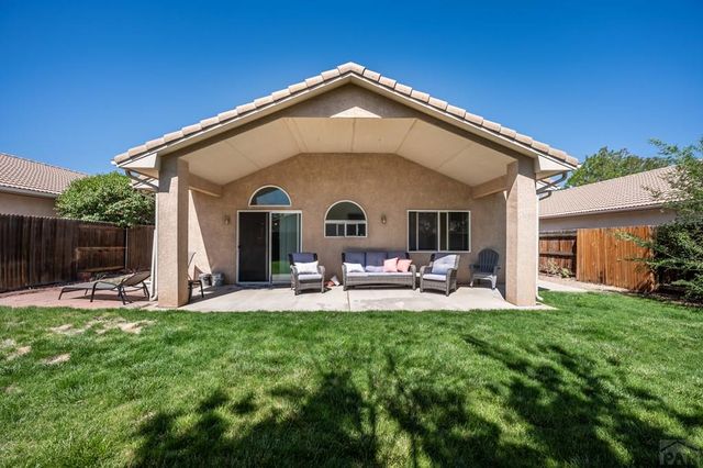 1008 Cherrycrest Dr, Pueblo, CO 81005