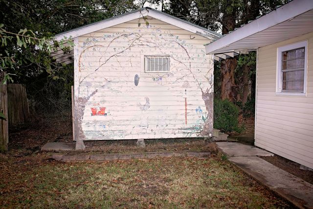 855 E. Lyons St., Sulphur, LA 70663