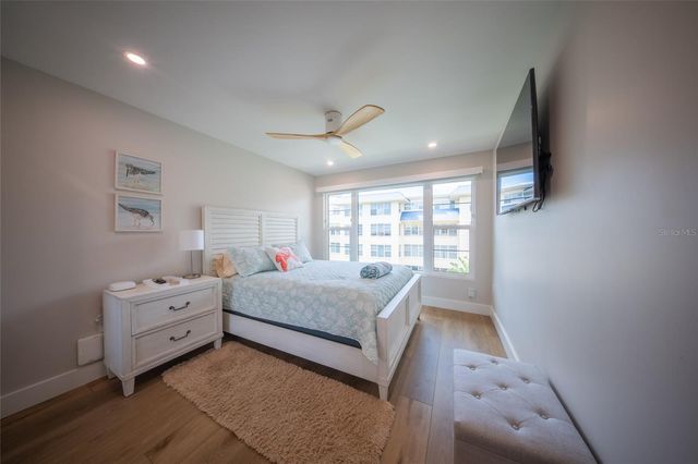 3804 GULF OF MEXICO DRIVE B305, Longboat Key, FL 34228