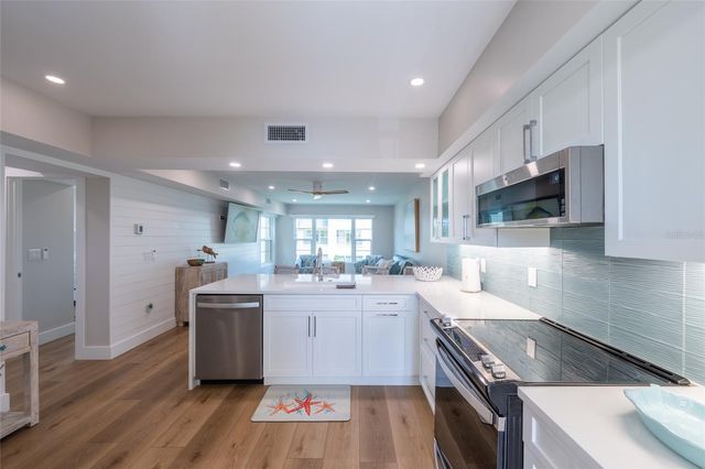 3804 GULF OF MEXICO DRIVE B305, Longboat Key, FL 34228