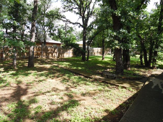 1912 Druid Lane, Fort Worth, TX 76112