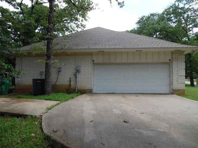 1912 Druid Lane, Fort Worth, TX 76112