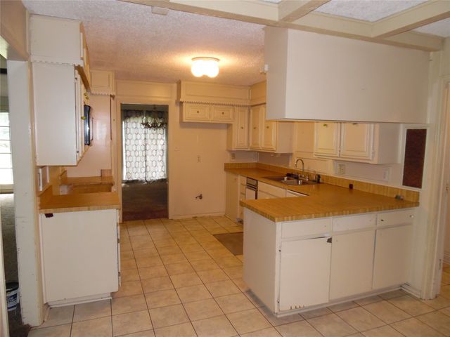 1912 Druid Lane, Fort Worth, TX 76112