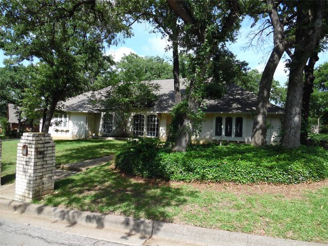 1912 Druid Lane, Fort Worth, TX 76112