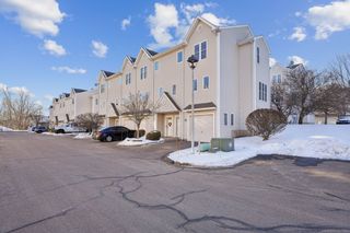 158 Paddock Avenue APT 804, Meriden, CT 06450