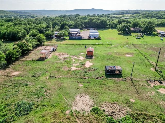 2105 Indian Creek Road, Mineral Wells, TX 76067