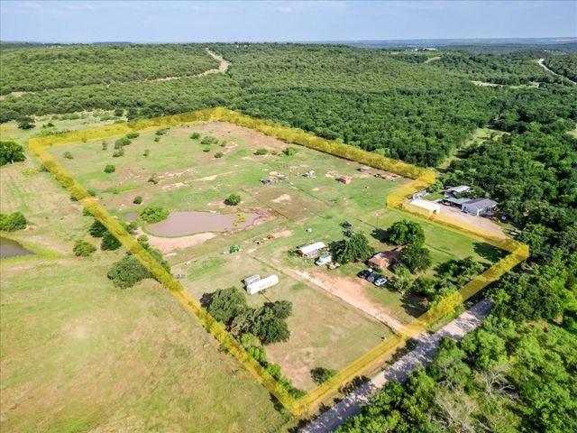 2105 Indian Creek Road, Mineral Wells, TX 76067