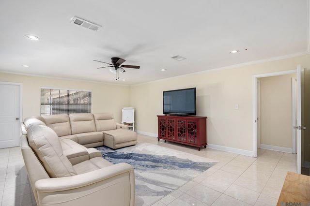 7463 Proxie Dr, Baton Rouge, LA 70817