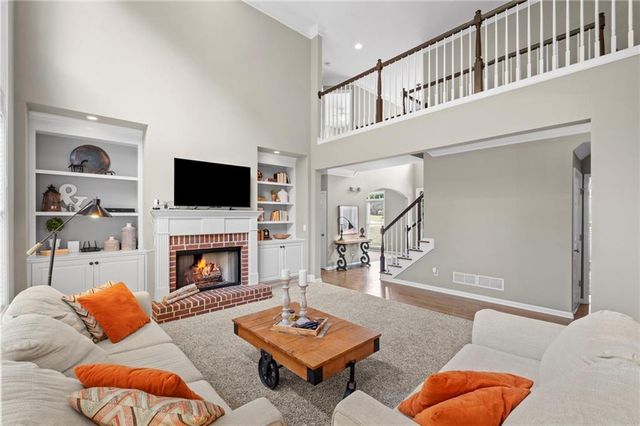 802 Windsor Ridge, Canton, GA 30115
