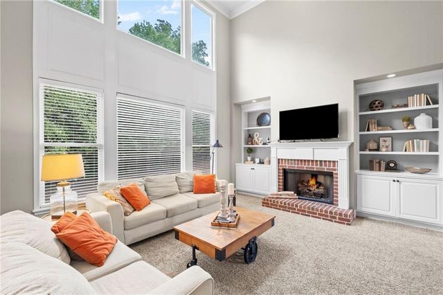 802 Windsor Ridge, Canton, GA 30115