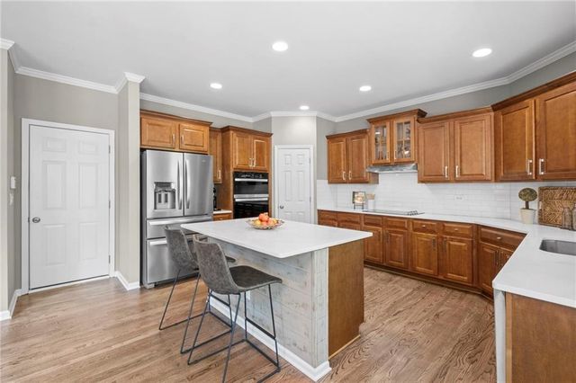 802 Windsor Ridge, Canton, GA 30115