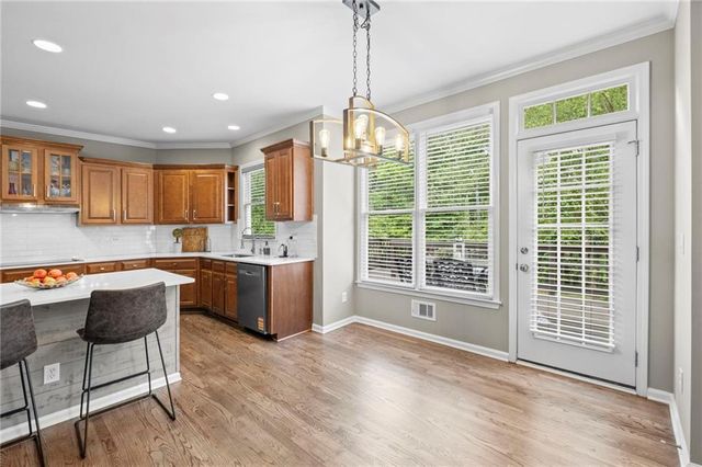 802 Windsor Ridge, Canton, GA 30115